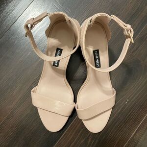 Nine West size 7 1/2 chunky heel Dusty Rose